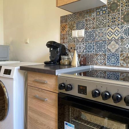 Soho Vivid 55Sqm Apt In Athens Apartment ภายนอก รูปภาพ