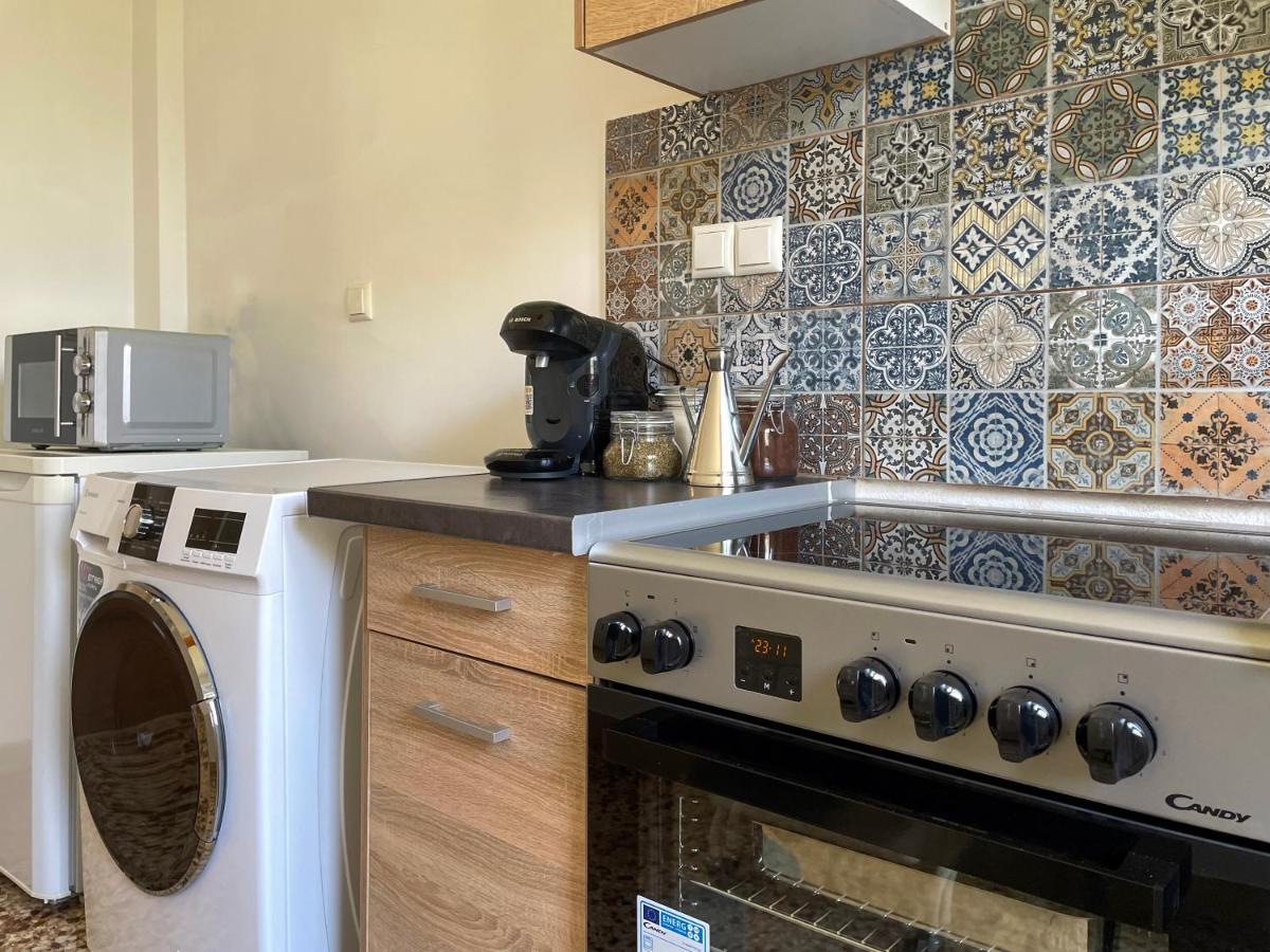 Soho Vivid 55Sqm Apt In Athens Apartment ภายนอก รูปภาพ
